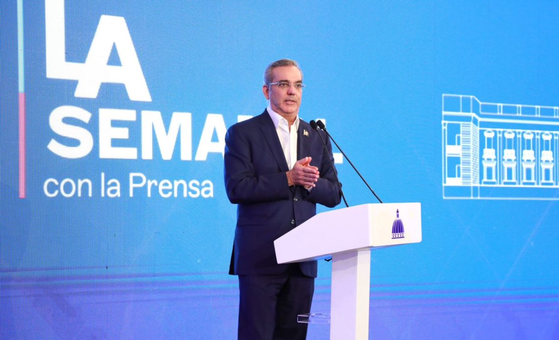 El presidente Luis Abinader reafirmó su postura a favor de un aumento salarial mínimo del 20% para el sector privado