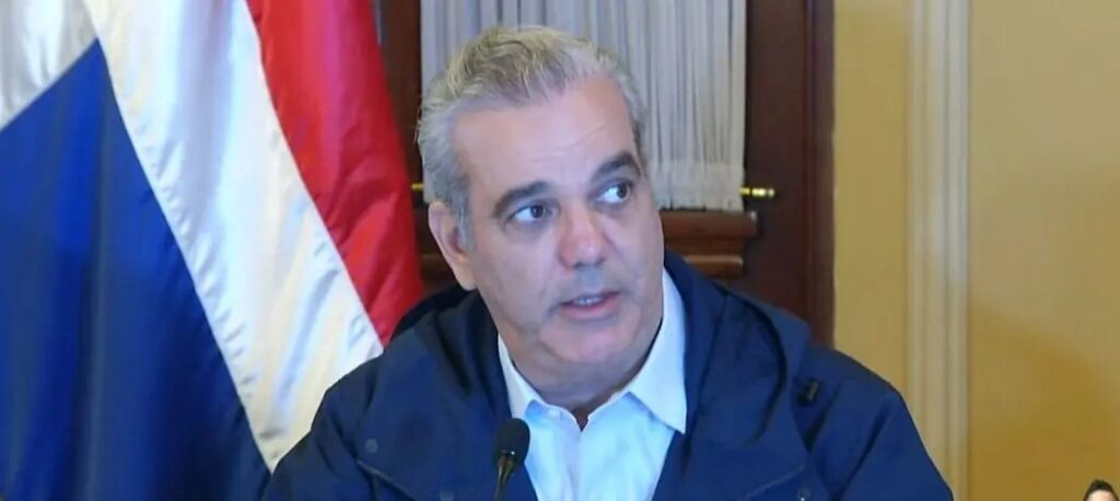 Abinader encabezó en el Palacio Nacional una reunión ampliada de emergencia con los organismos de socorro