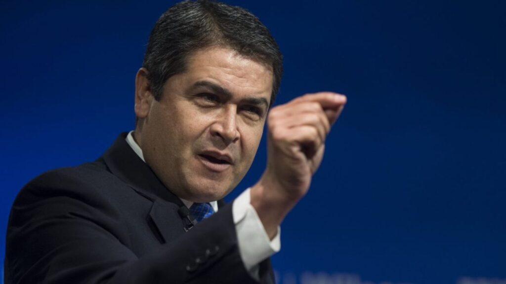 El expresidente de Honduras, Juan Orlando Hernández, fue liberado el 1 de diciembre de 2025, según confirmó la Oficina Federal de Prisiones.