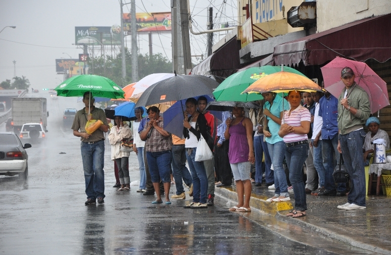 Según el Indomet, en su boletín de este martes, las provincias que serán afectadas por la vaguada y los aguceros, figuran; San Pedro de Macorís, Monte Plata; San Cristóbal, San José de Ocoa, entre otras.