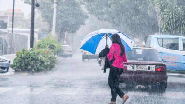 Inundaciones provocadas por las lluvias tras vaguada han afectado las actividades comerciales, industriales y domésticas en distintas zonas de la República Dominicana este miércoles en la mañana.