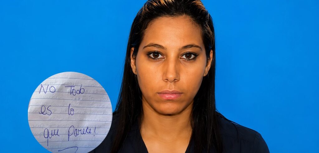 Escrito en el diario de Carolina Beltré, tras decribir el calvario que vivía con su asesino.  