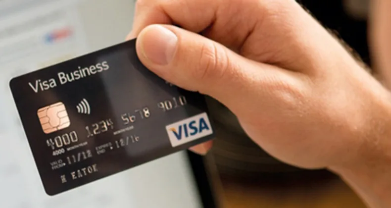 Crisis económica dispara uso de tarjetas de crédito