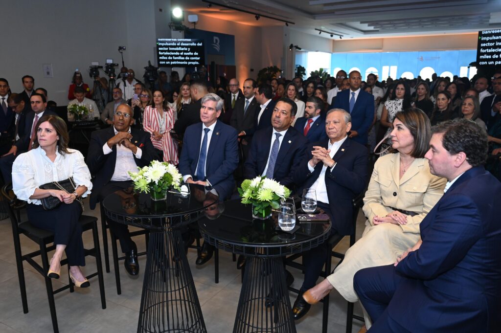 Parte del público durante el lanzamiento de Expohogar 2026 realizado en el Gran Salón de la Cooperativa Reservas.