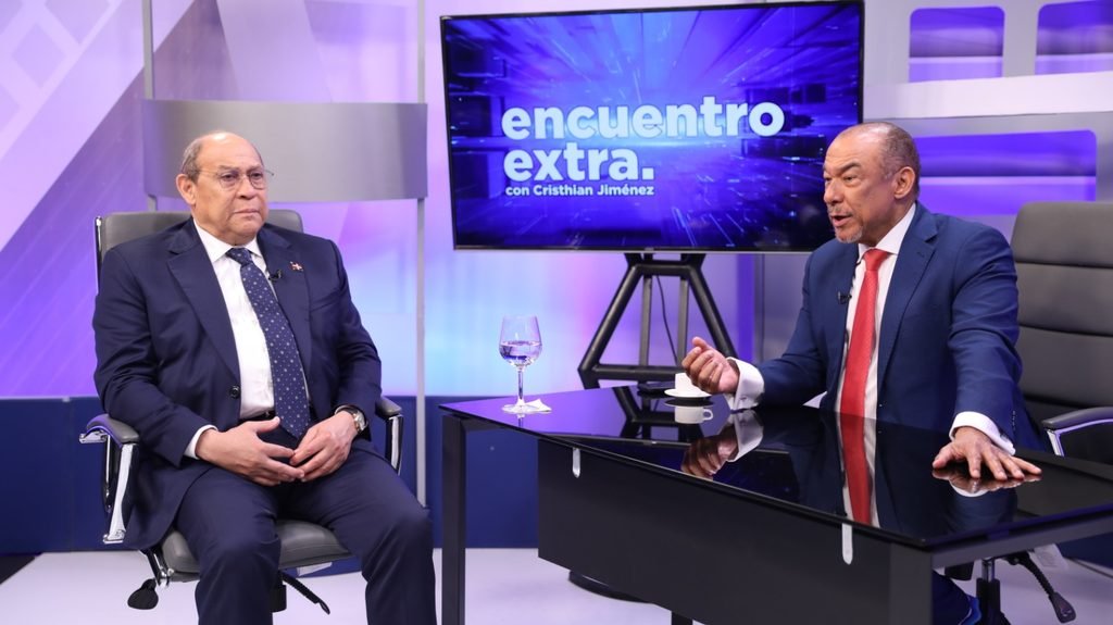 Durante la conversación también fue abordado el papel de la tecnología en la calidad educativa.