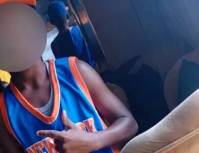 Adolescente permanece en cuidados intensivos
